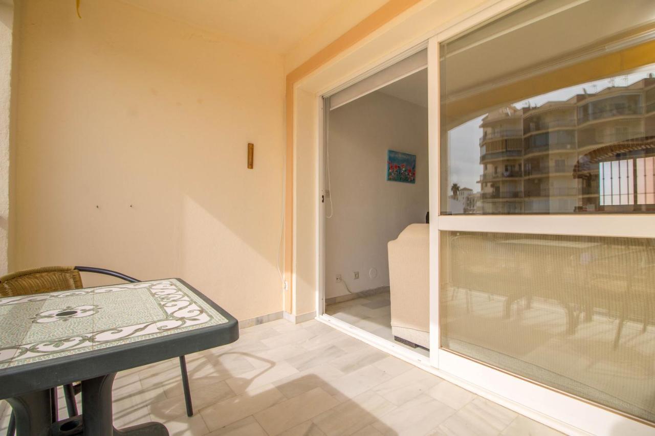 شقة Erisa 56 By Ivi Real Estate توريمولينوس المظهر الخارجي الصورة